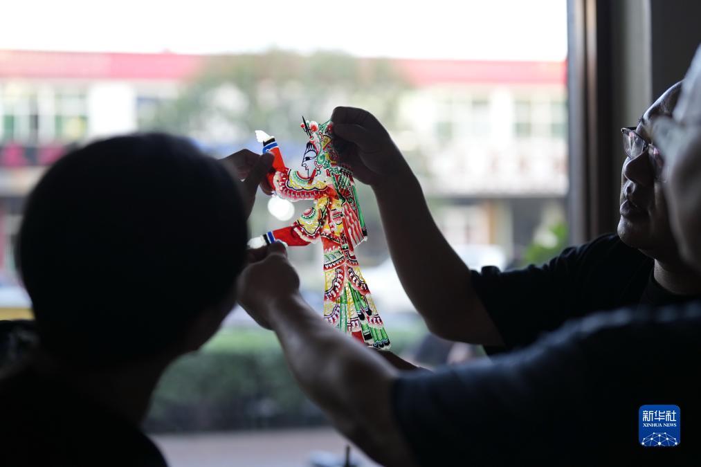 奔驰宝马电玩城下载